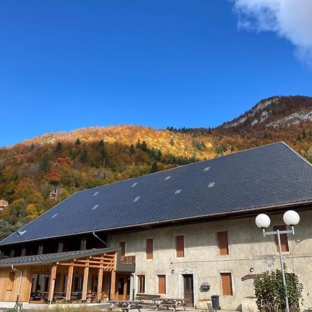 Hotel La Ferme De La Mense Aillon-le-Jeune Exterior foto